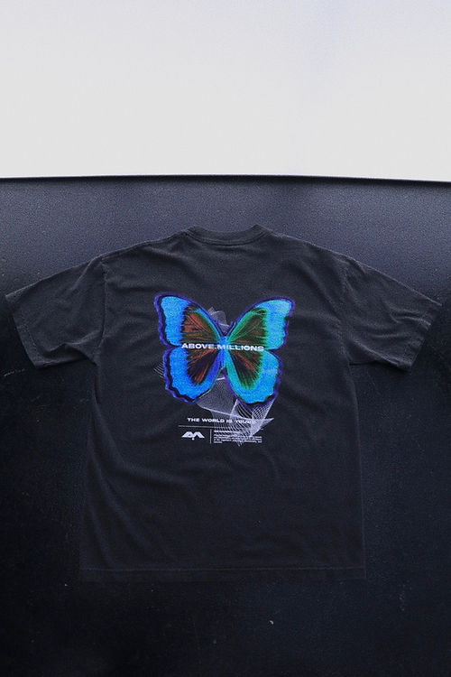 🚨2 LEFT THE DIGITAL AGE BUTTERFLY HEAVYWEIGHT T-SHIRT