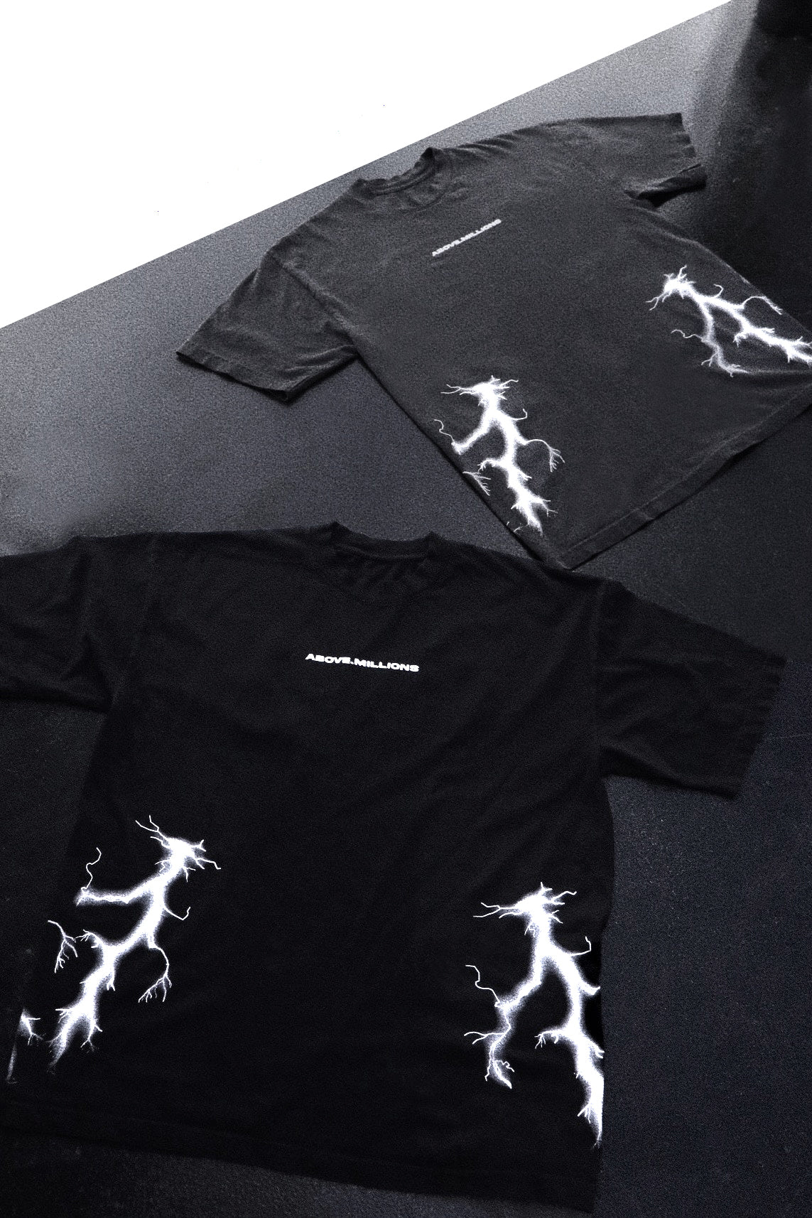 (RARE) STAR POWER. 🦋⚡️⭐️💫✨ HEAVYWEIGHT T-SHIRT