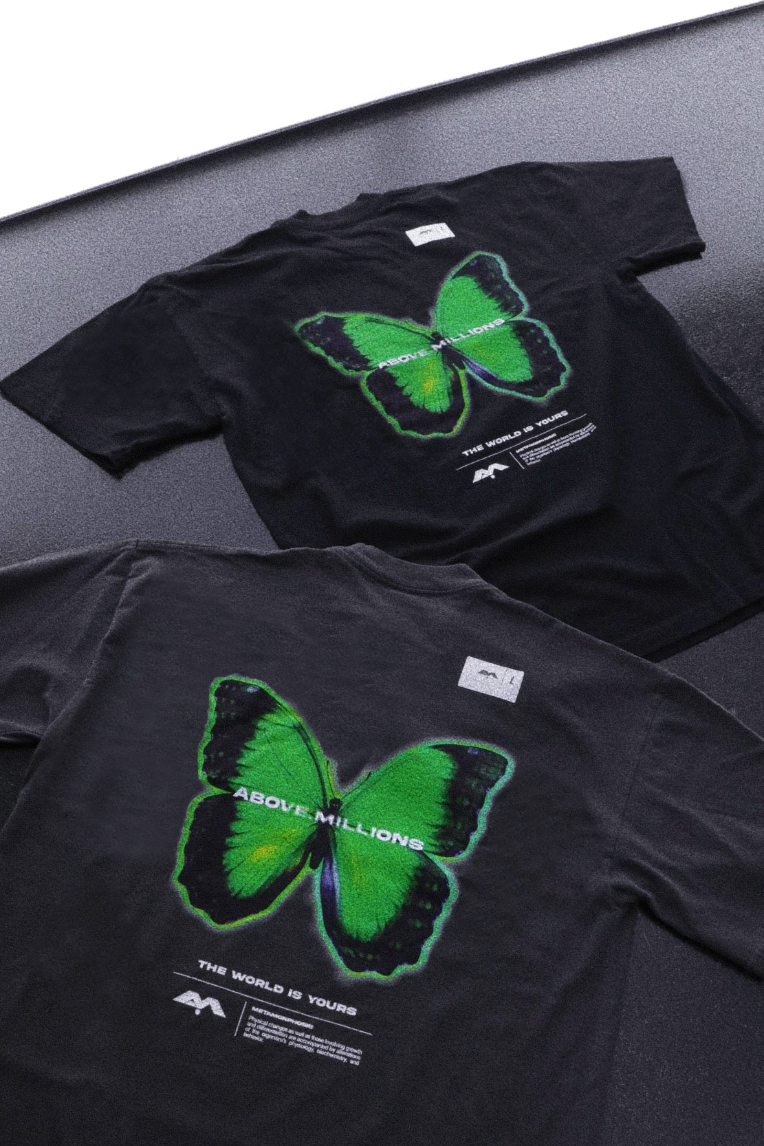🚨4 LEFT- SLIME. HEAVYWEIGHT T-SHIRT
