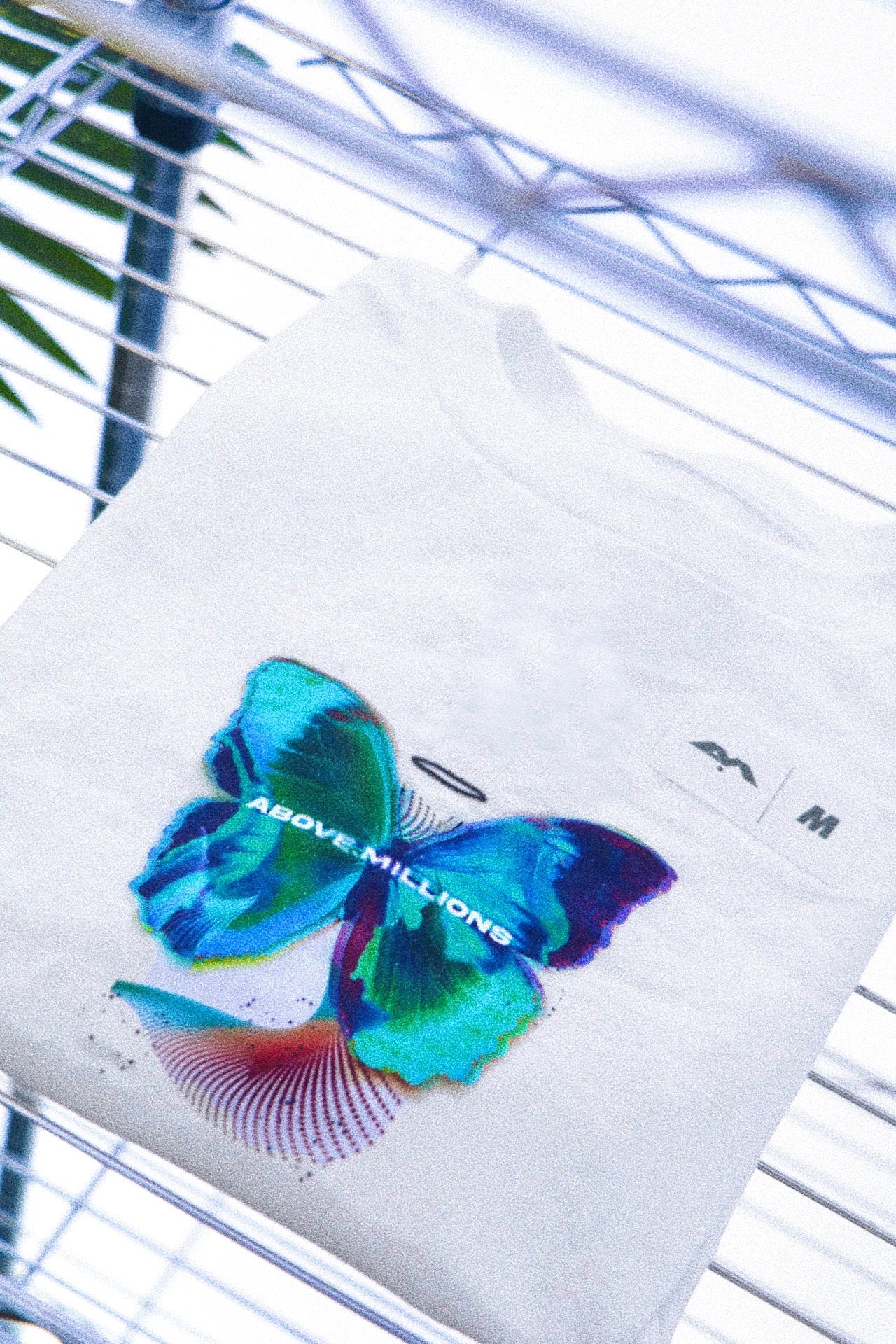 THE PERFECT BUTTERFLY 🦋 ✨ REGULAR T-SHIRT