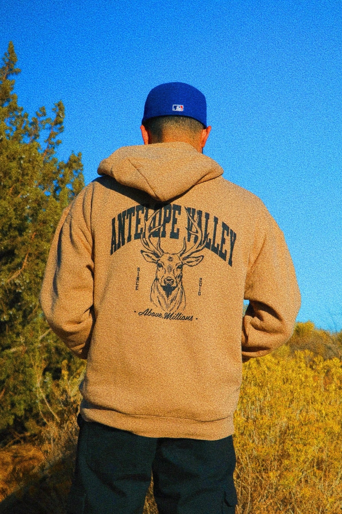 OPEN SEASON. 🦌 AV HOODIE