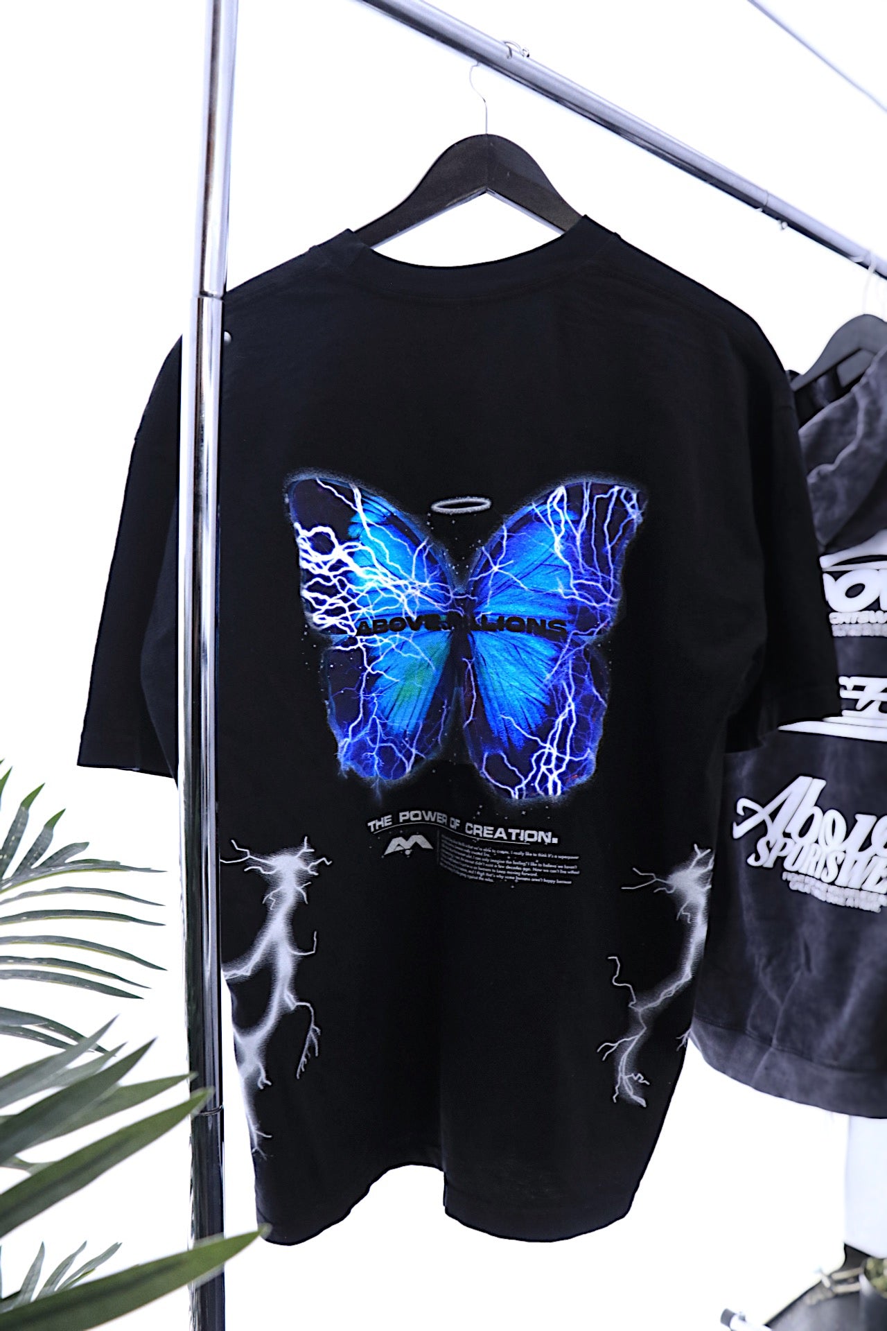 CHARGED UP. 🦋⚡️✨ HEAVYWEIGHT T-SHIRT