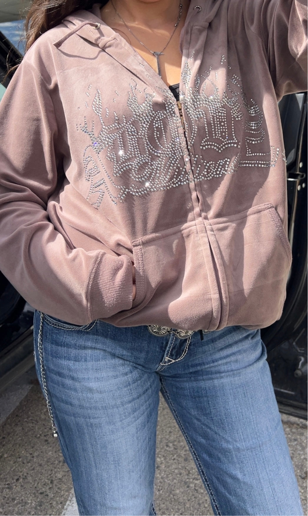 1 OF 1 VELOUR ZIP-UP (PLEASE READ DESCRIPTION)