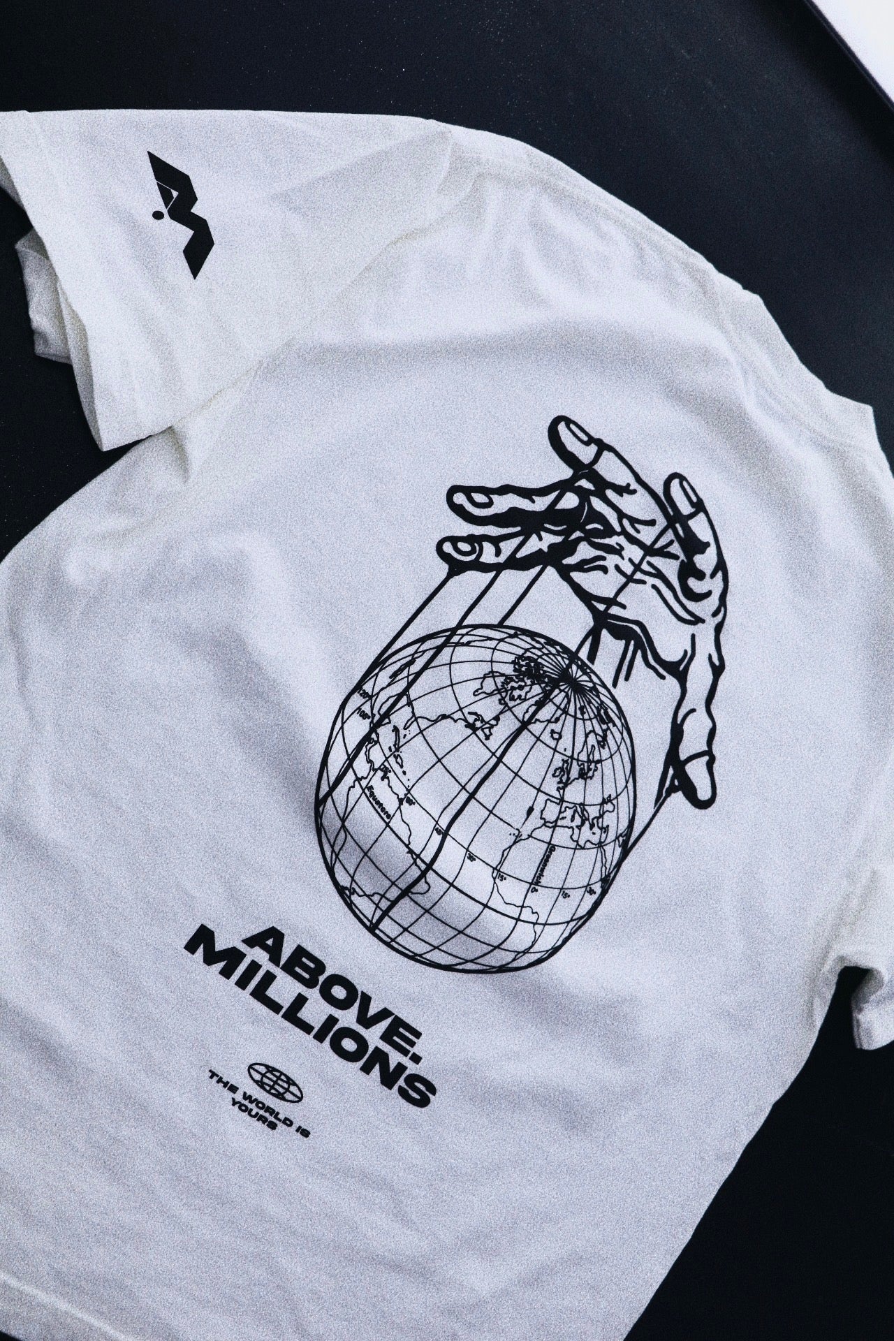 GLOBAL DOMINATION 🌐✨ HEAVYWEIGHT T-SHIRT