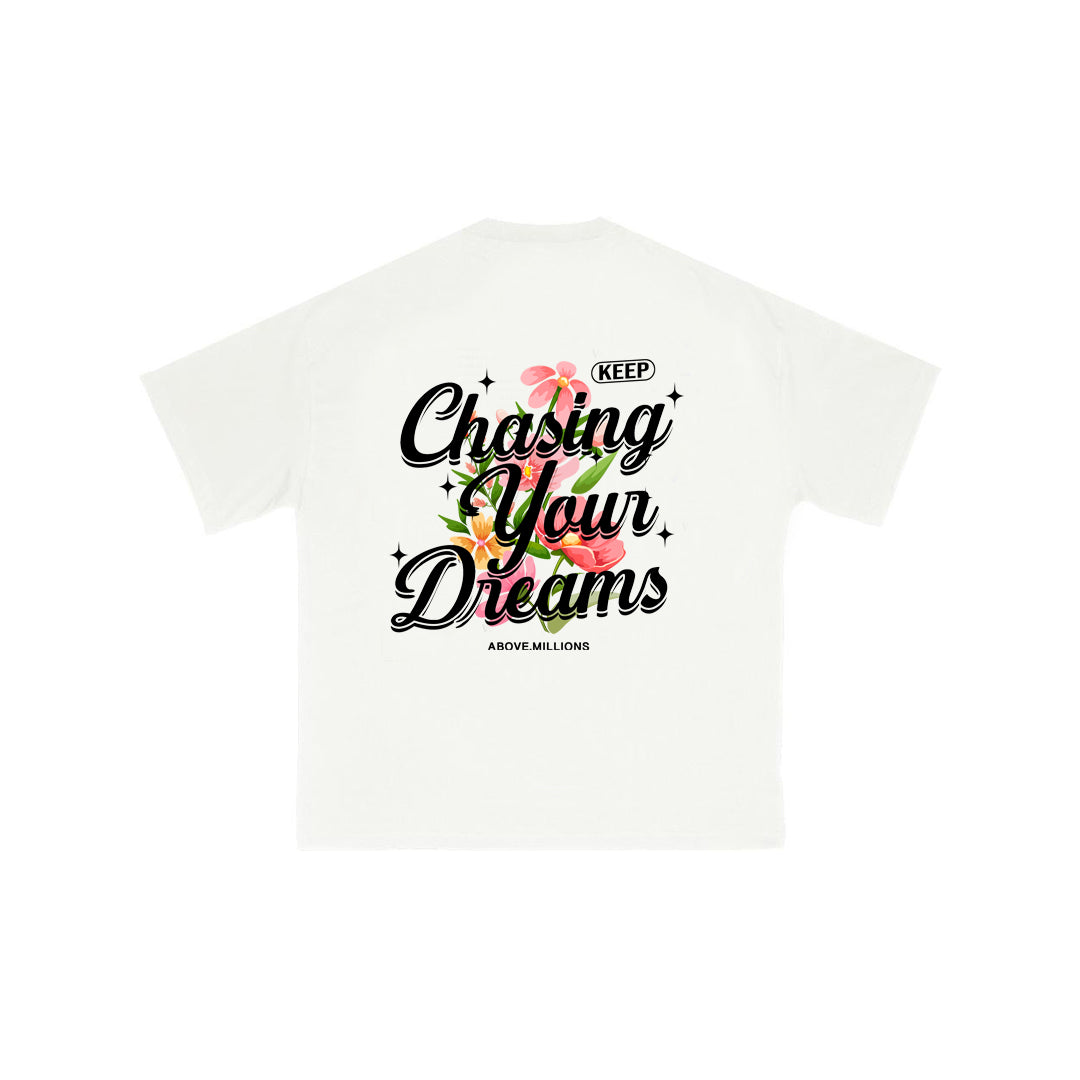 KEEP CHASING YOUR DREAMS🌸✨ HEAVYWEIGHT T-SHIRT